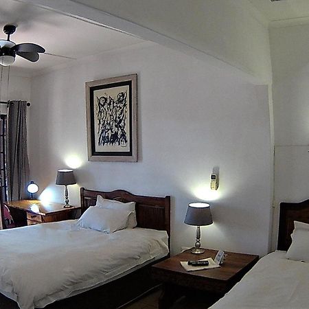 Kuru-Kuru Guesthouse Kuruman Bagian luar foto